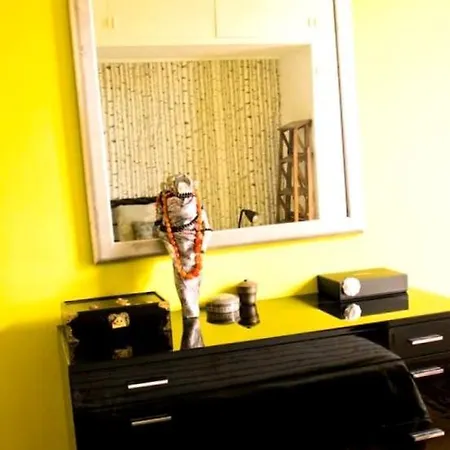 Sunny-Flat Bed & Breakfast *